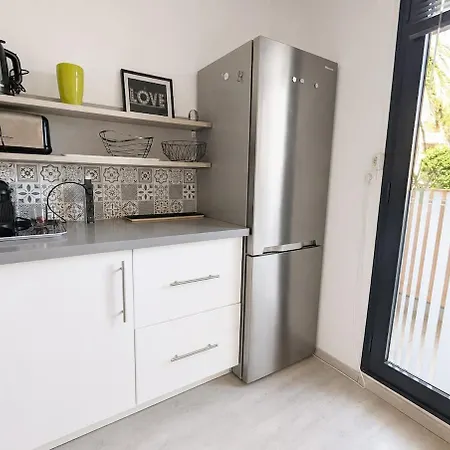 2 Chambres- Terrasse - Climatisation Appartamento Hyères